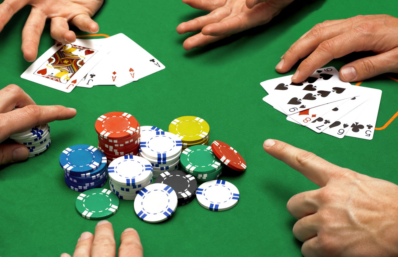 How Does Betting Work In Poker